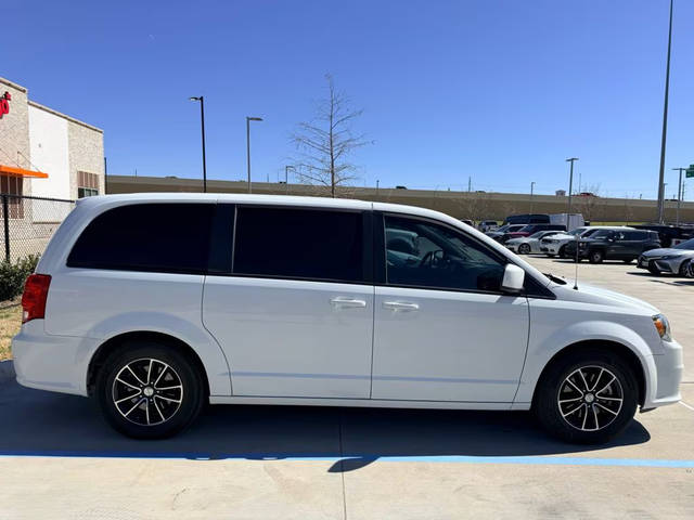 2019 Dodge Grand Caravan SXT FWD photo