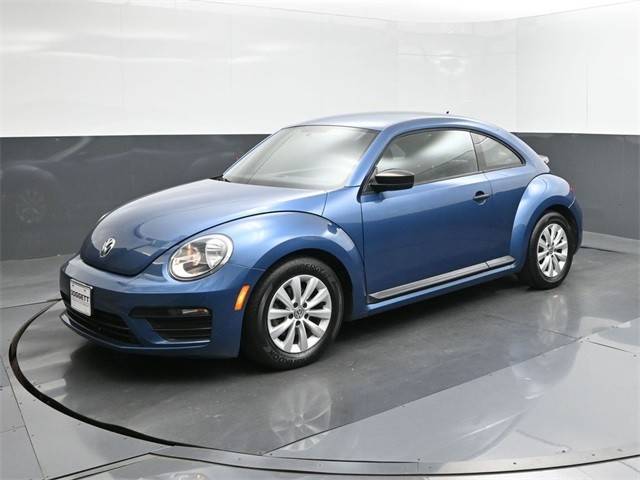 2018 Volkswagen Beetle S FWD photo