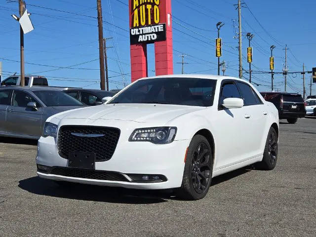 2019 Chrysler 300 300S RWD photo