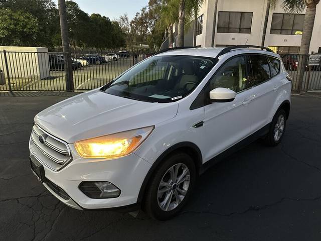 2018 Ford Escape SE FWD photo