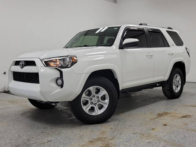2019 Toyota 4Runner SR5 4WD photo
