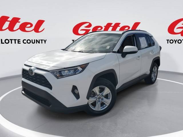 2019 Toyota RAV4 XLE FWD photo