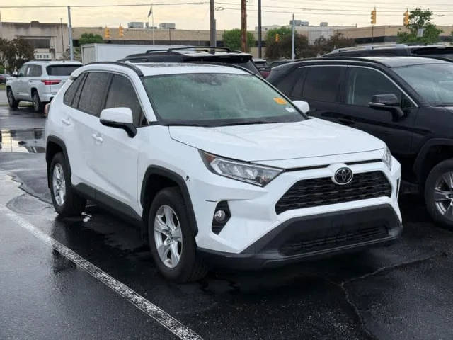 2019 Toyota RAV4 XLE AWD photo