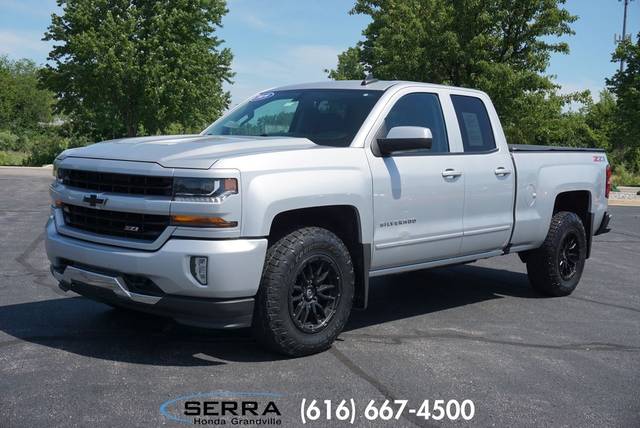 2019 Chevrolet Silverado 1500 LT 4WD photo