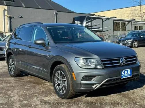 2019 Volkswagen Tiguan SE AWD photo