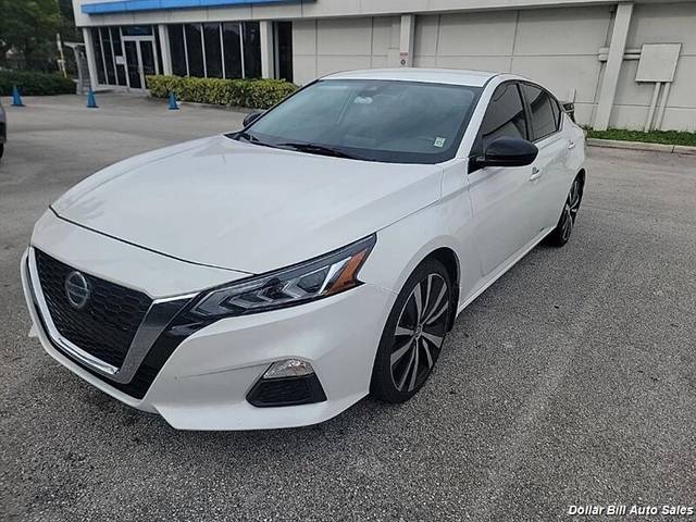2020 Nissan Altima 2.0 SR FWD photo