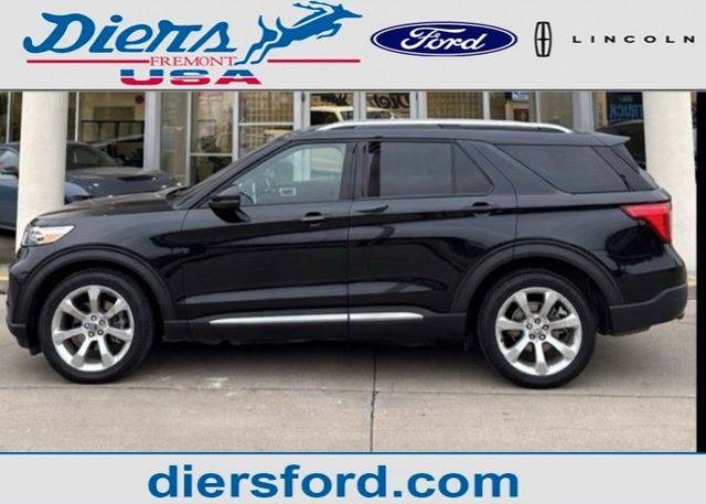 2020 Ford Explorer Platinum 4WD photo