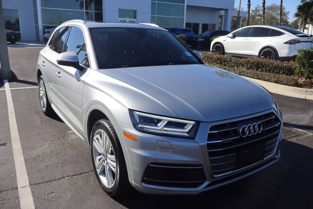 2019 Audi Q5 Premium Plus AWD photo