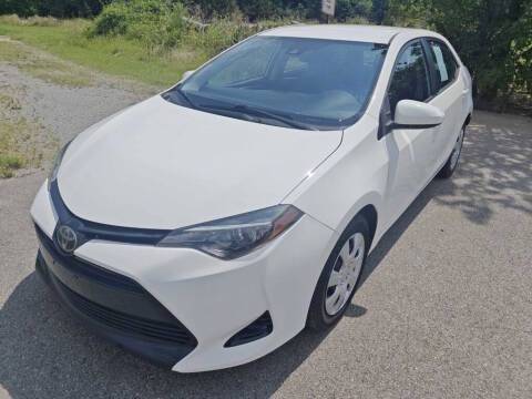2018 Toyota Corolla LE FWD photo