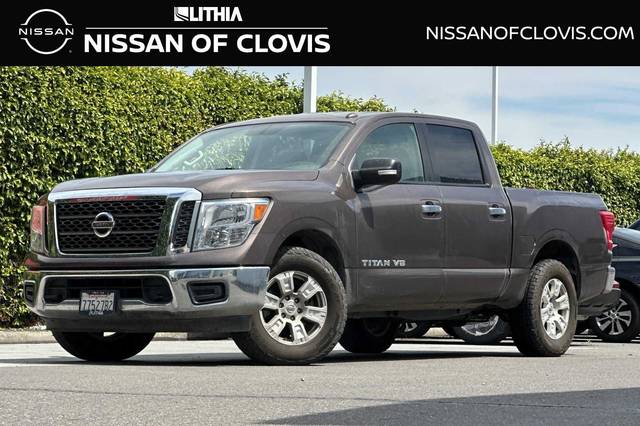 2018 Nissan Titan SV 4WD photo