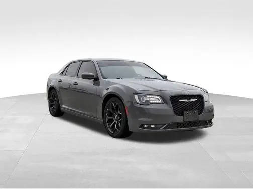 2019 Chrysler 300 300S RWD photo