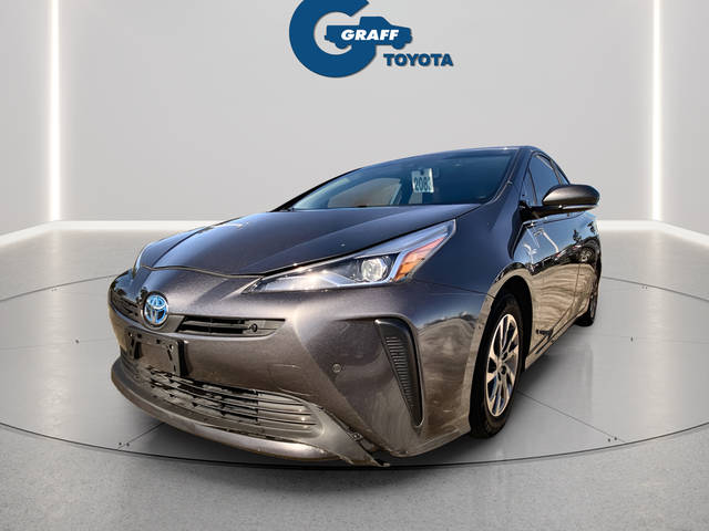 2019 Toyota Prius Limited FWD photo