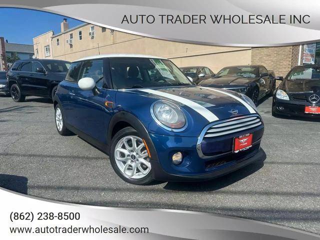 2015 MINI Hardtop 2 Door  FWD photo