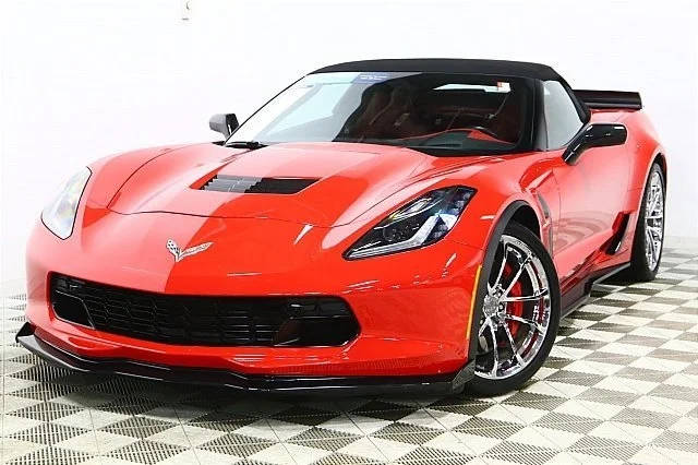 2019 Chevrolet Corvette Grand Sport 2LT RWD photo