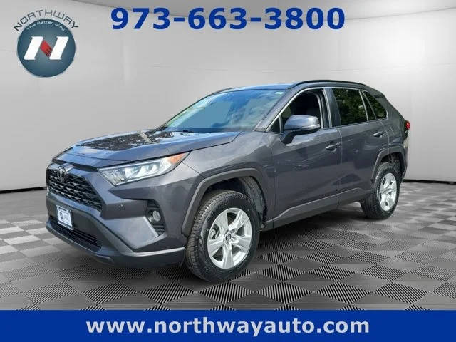 2019 Toyota RAV4 XLE AWD photo