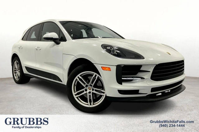 2019 Porsche Macan  AWD photo