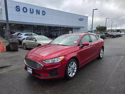 2020 Ford Fusion SE FWD photo