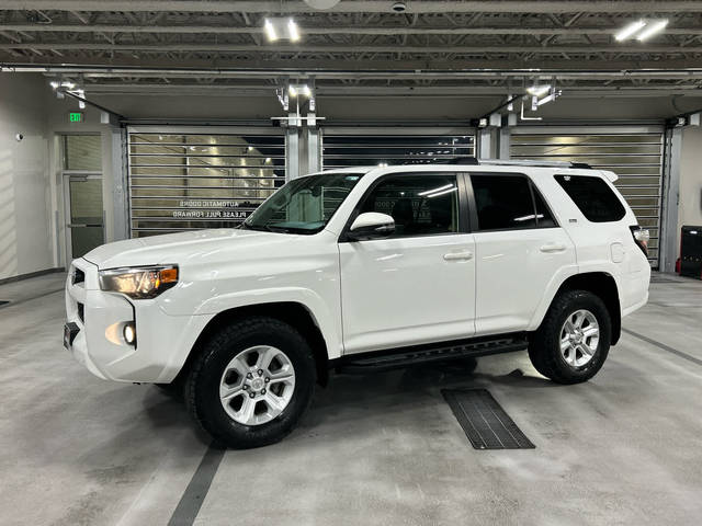 2019 Toyota 4Runner SR5 Premium 4WD photo