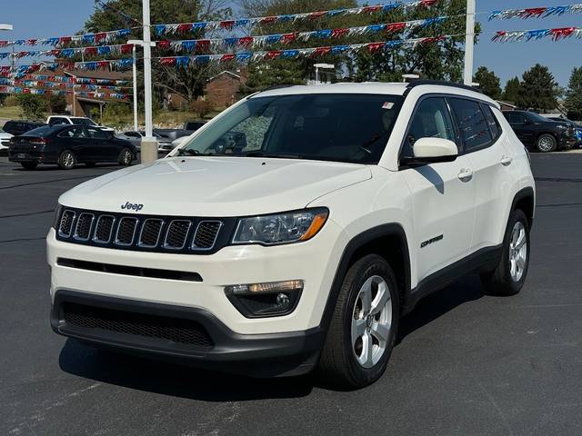 2019 Jeep Compass Latitude FWD photo