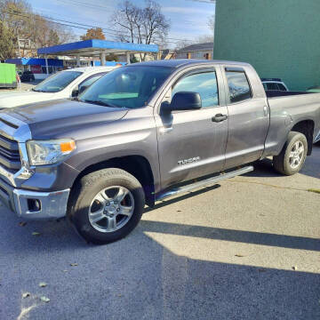 2015 Toyota Tundra  4WD photo