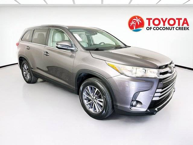 2019 Toyota Highlander XLE FWD photo