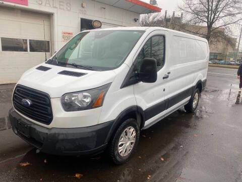 2019 Ford Transit Van RWD photo