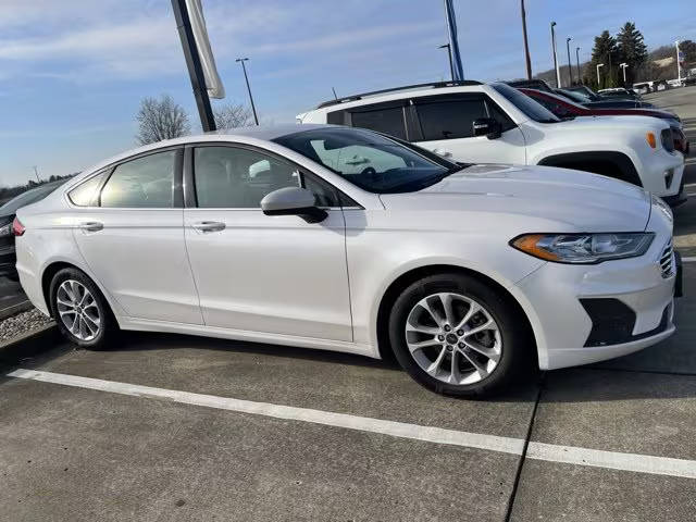 2019 Ford Fusion SE FWD photo