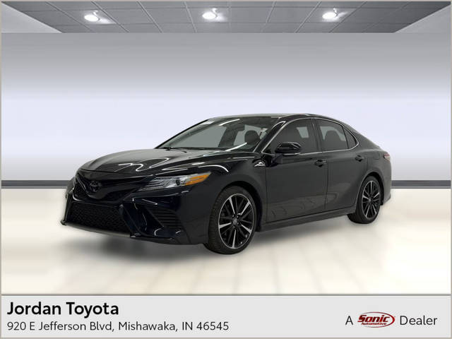 2019 Toyota Camry XSE FWD photo