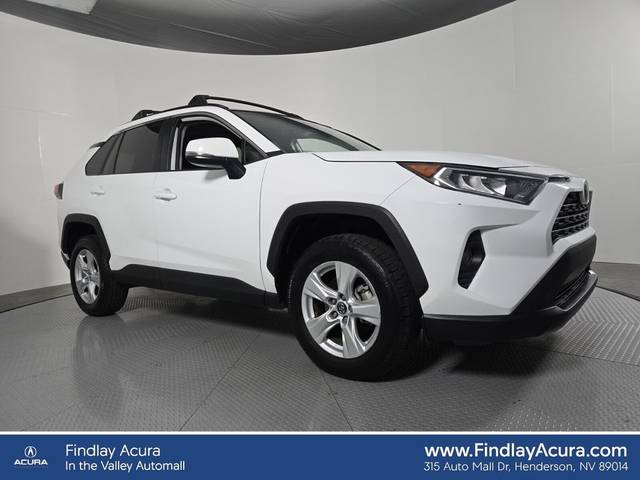 2019 Toyota RAV4 XLE FWD photo