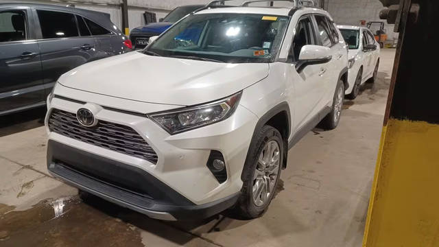 2019 Toyota RAV4 Limited AWD photo