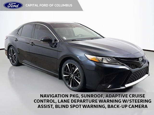 2019 Toyota Camry XSE FWD photo