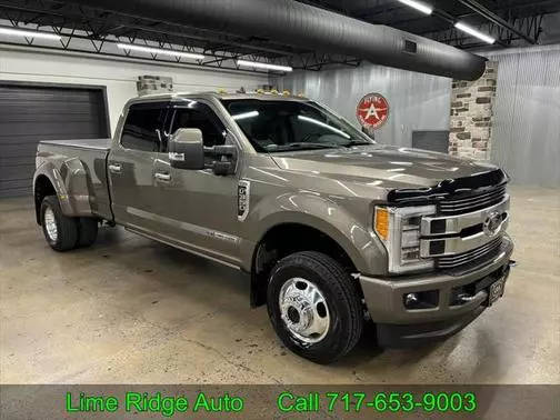 2019 Ford F-350 Super Duty Limited 4WD photo