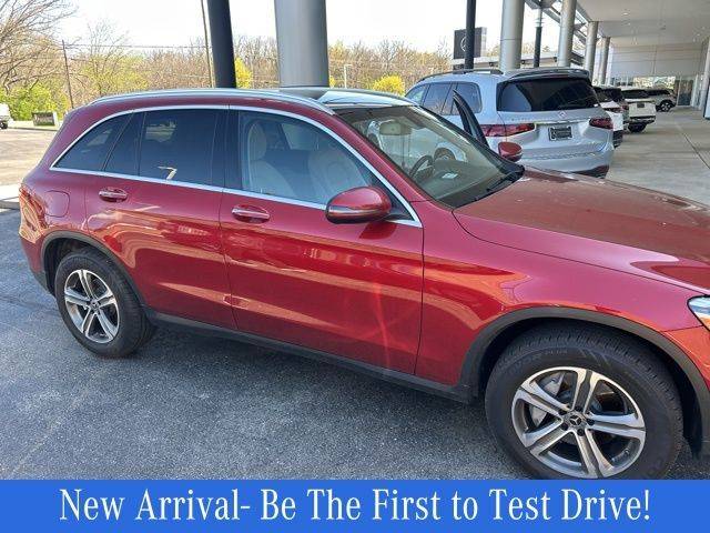 2019 Mercedes-Benz GLC-Class GLC 300 AWD photo