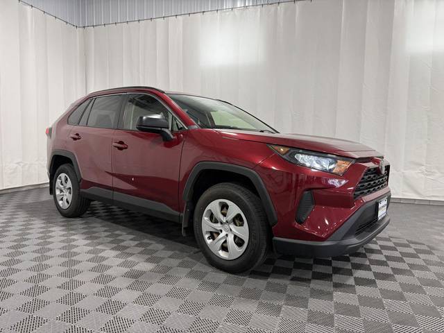 2019 Toyota RAV4 LE AWD photo