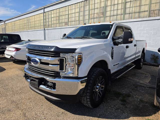 2019 Ford F-350 Super Duty XL 4WD photo