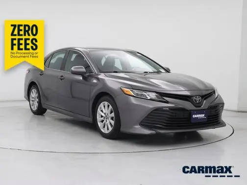 2019 Toyota Camry LE FWD photo