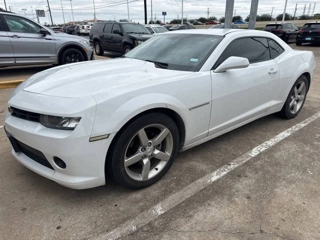 2015 Chevrolet Camaro LT RWD photo