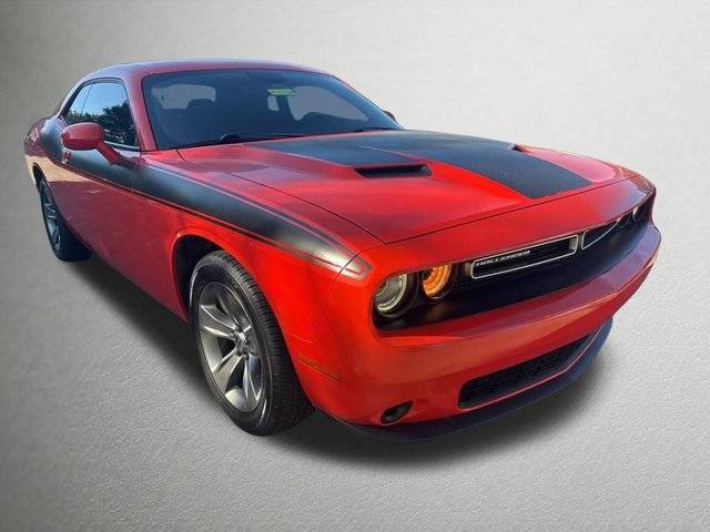 2019 Dodge Challenger SXT RWD photo