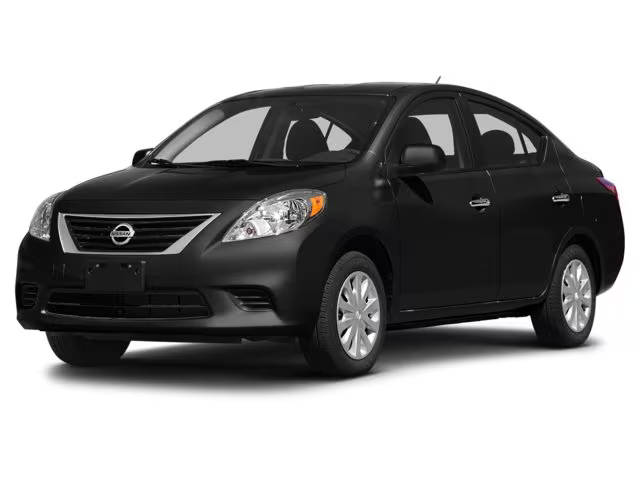 2015 Nissan Versa S Plus FWD photo