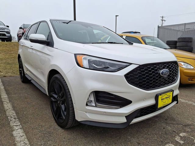 2019 Ford Edge ST AWD photo