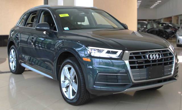 2019 Audi Q5 Premium Plus AWD photo
