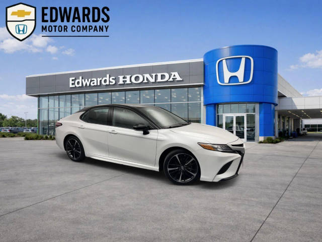 2019 Toyota Camry XSE FWD photo