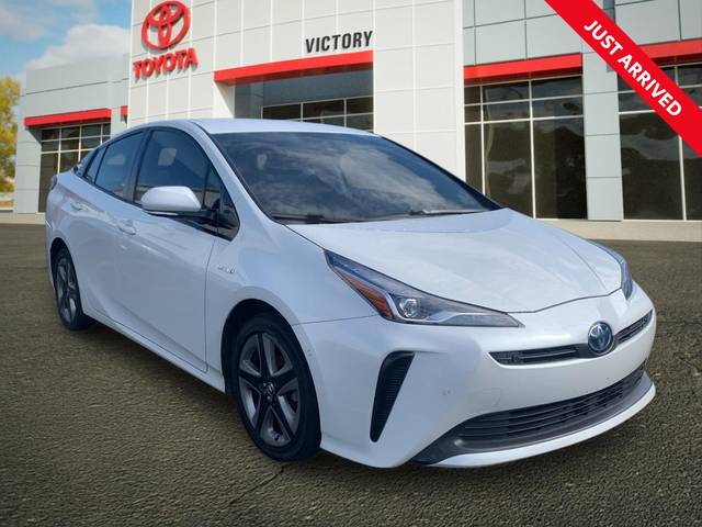 2019 Toyota Prius Limited FWD photo