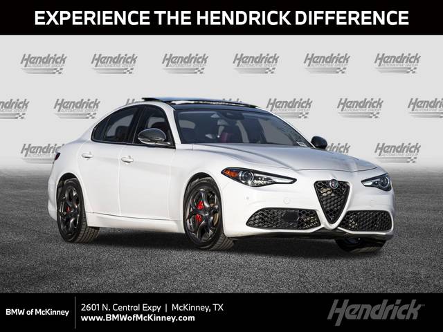 2019 Alfa Romeo Giulia Ti Sport AWD photo