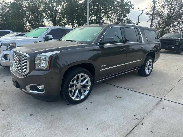 2020 GMC Yukon XL Denali 4WD photo