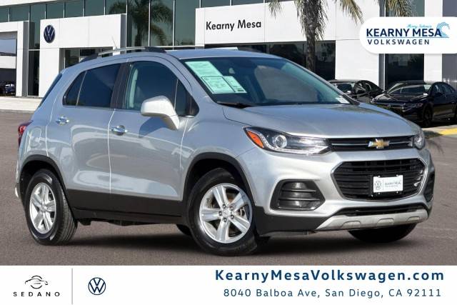 2019 Chevrolet Trax LT FWD photo