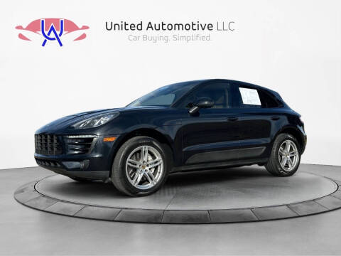 2016 Porsche Macan S AWD photo