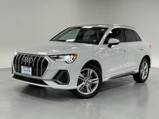 2019 Audi Q3 S line Premium Plus AWD photo