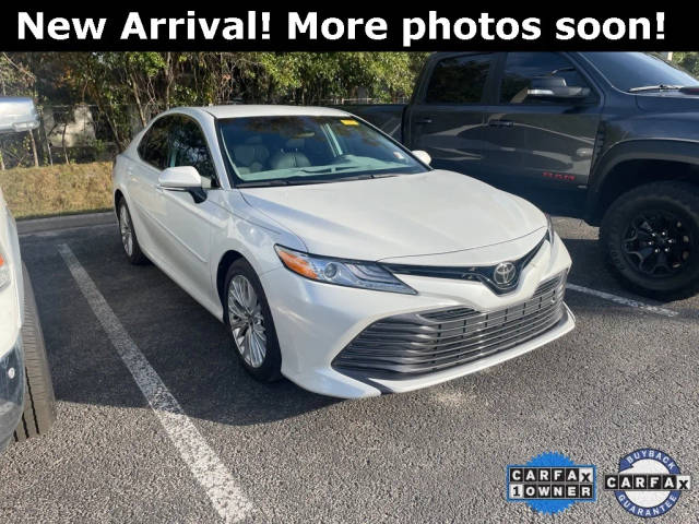 2019 Toyota Camry XLE FWD photo