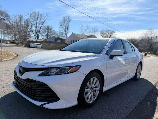 2019 Toyota Camry LE FWD photo